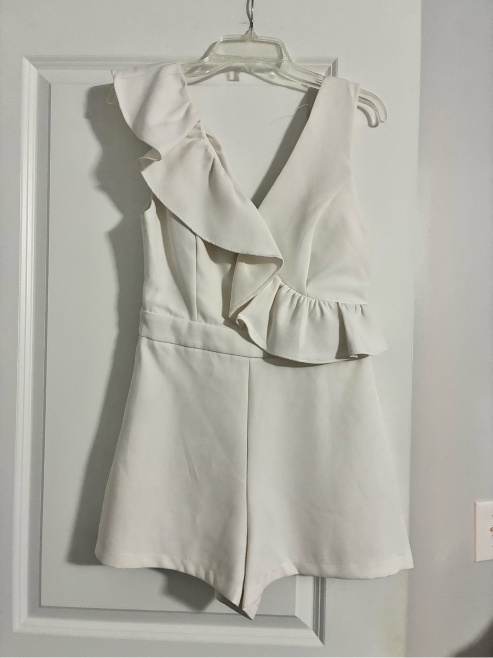 DO+BE Cream Ruffle V-Neck Romper